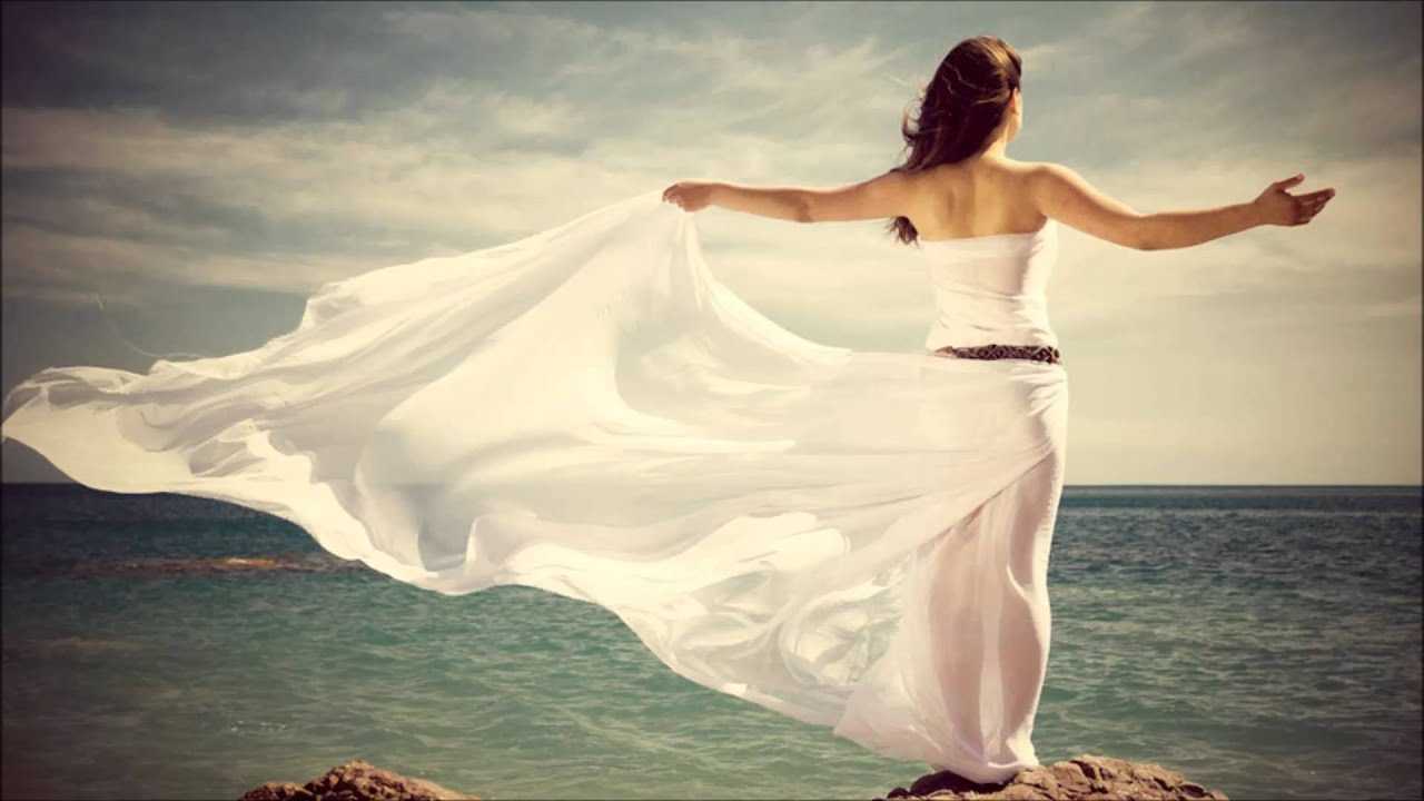 Сонник миллера платье. Девушка в белом платье во сне. Девочка в белом платье во сне. Приснилось я в белом длинном платье. Во сне видеть красивую женщину в красивом платье.